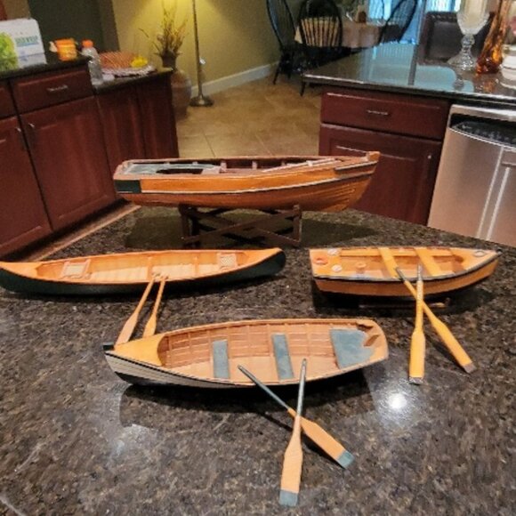 4 Wooden Scale Boat 90's